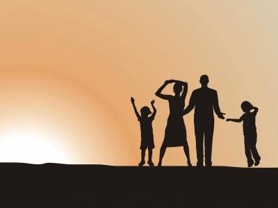 Familias conscientes, familias que aprenden 5 familia 400x300 1